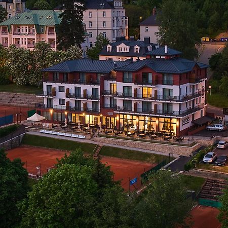 Wellness Hotel Queens Mariánské Lázně Екстериор снимка