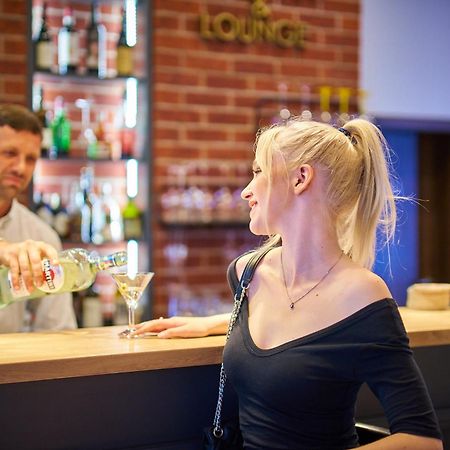 Wellness Hotel Queens Mariánské Lázně Екстериор снимка