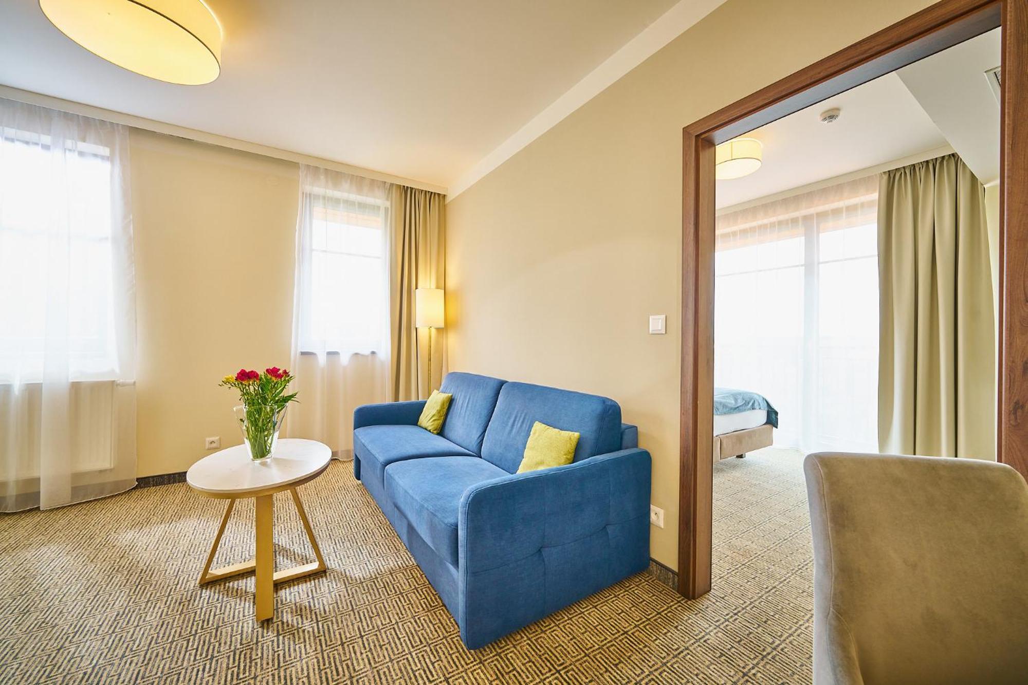 Wellness Hotel Queens Mariánské Lázně Екстериор снимка