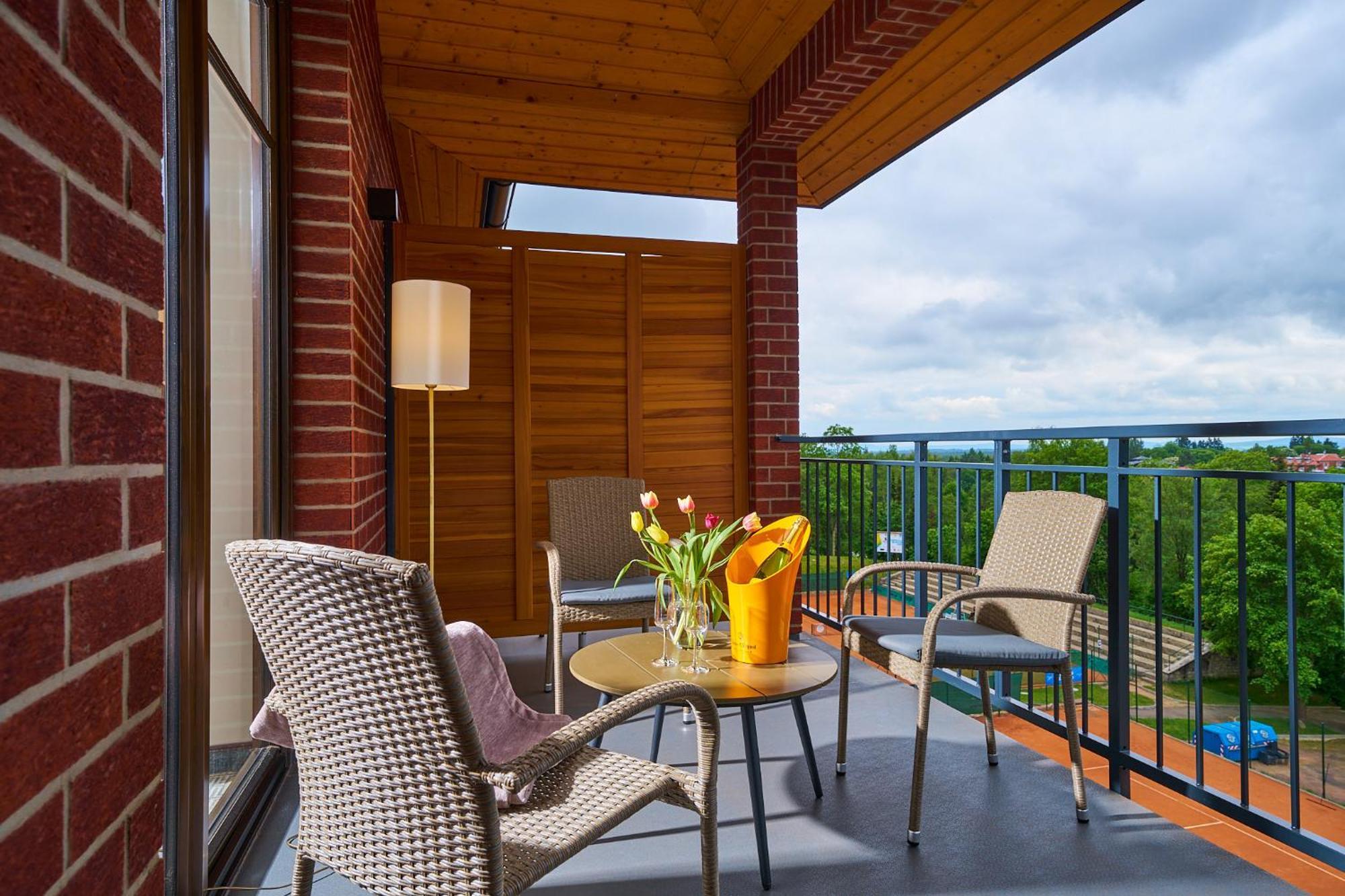 Wellness Hotel Queens Mariánské Lázně Екстериор снимка
