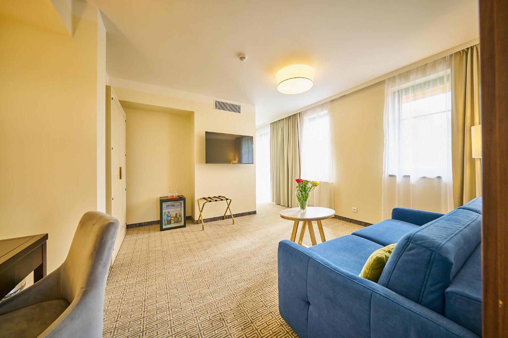 Wellness Hotel Queens Mariánské Lázně Стая снимка